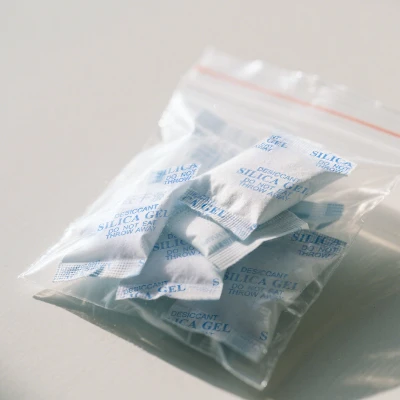 실리카겔 건조제를 건조시키는 방법